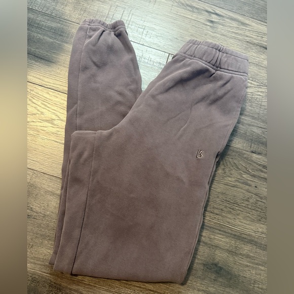 BuffBunny | Cloud Joggers - Picture 2 of 4